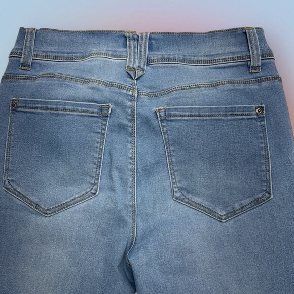 CURVE APPEAL Women’s 8/29 High Rise Blue Jeans - Picture 3 of 4
